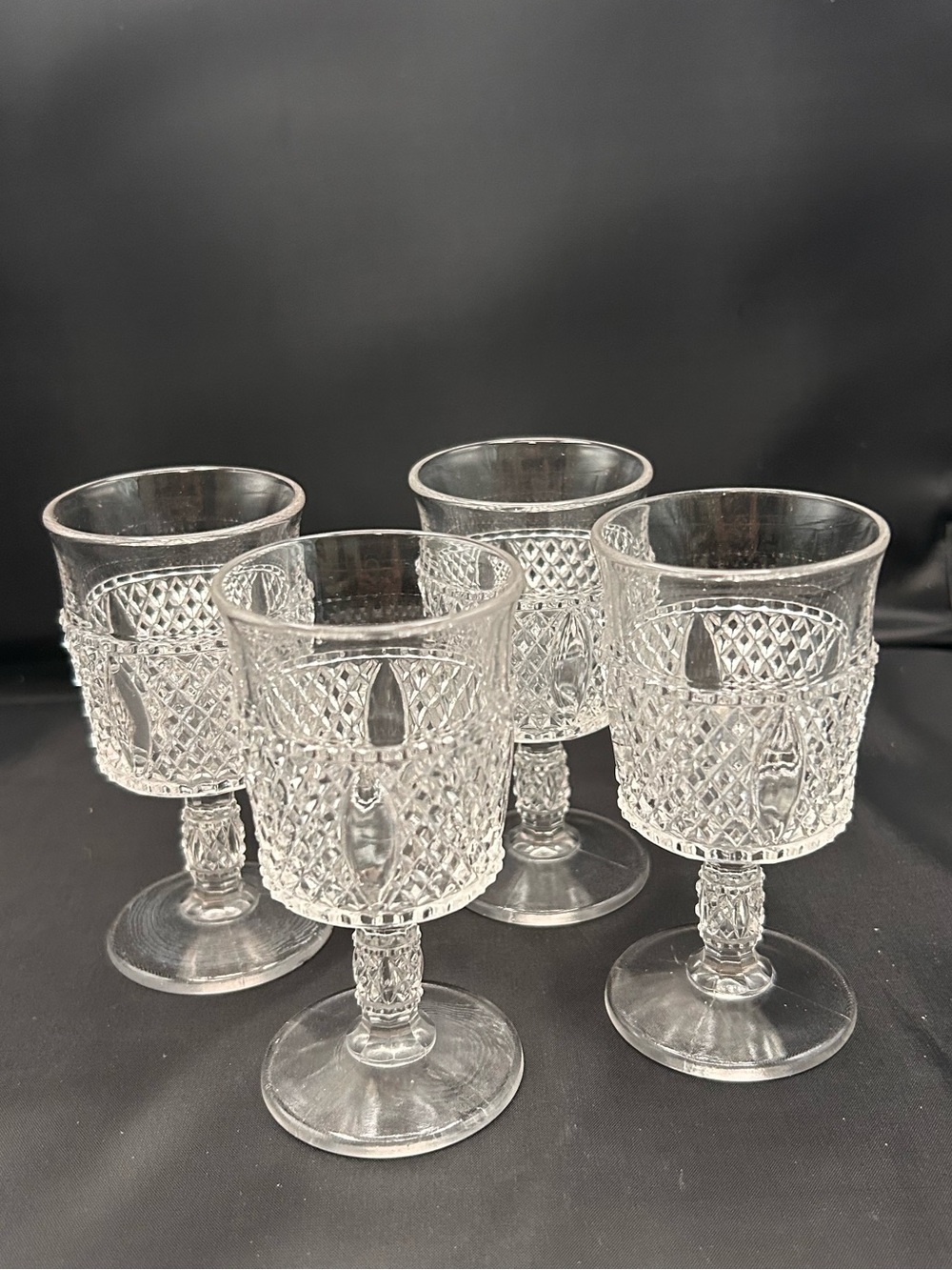 Vintage Anchor Hocking 4 Small, 2oz Wexford Stemmed Cordial
Glasses. 4 In Tall